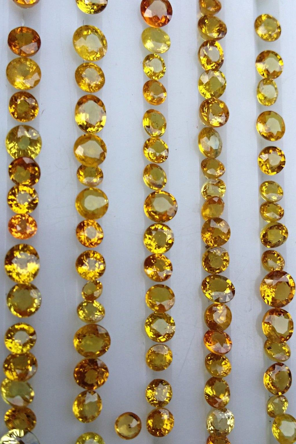 10 carats Yellow Sapphire loose stones
