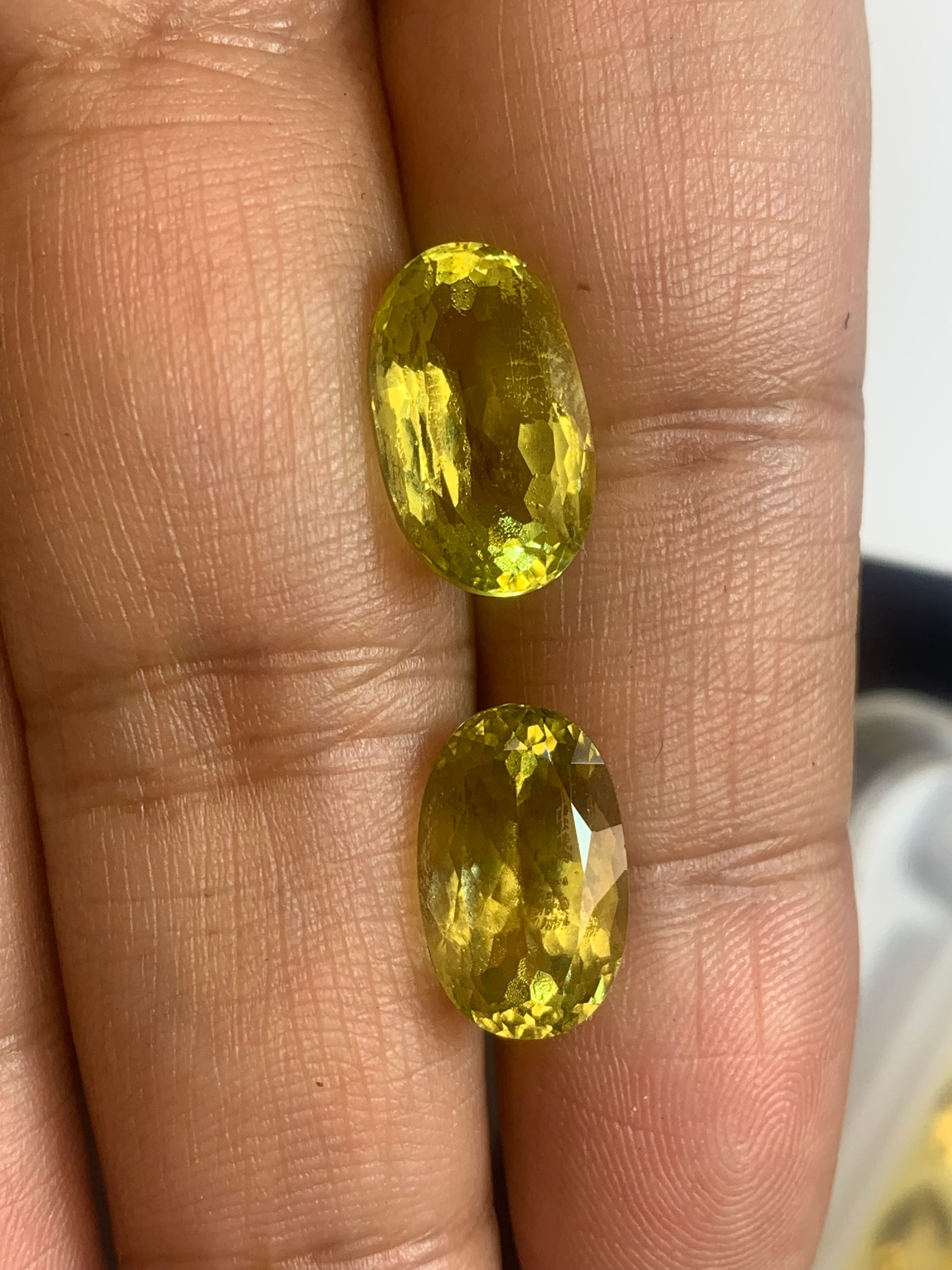 Oval yellow quartz