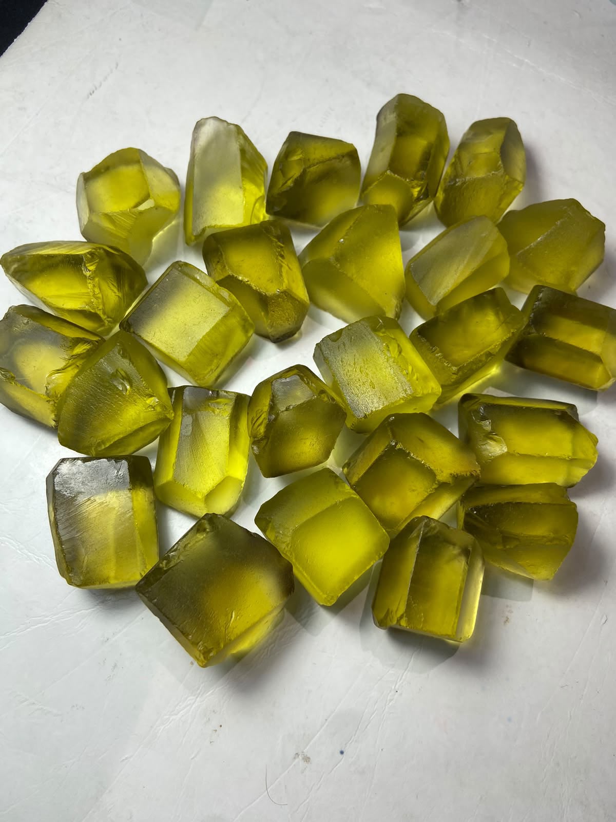 319g Lemon Quartz Facet Rough Parcel