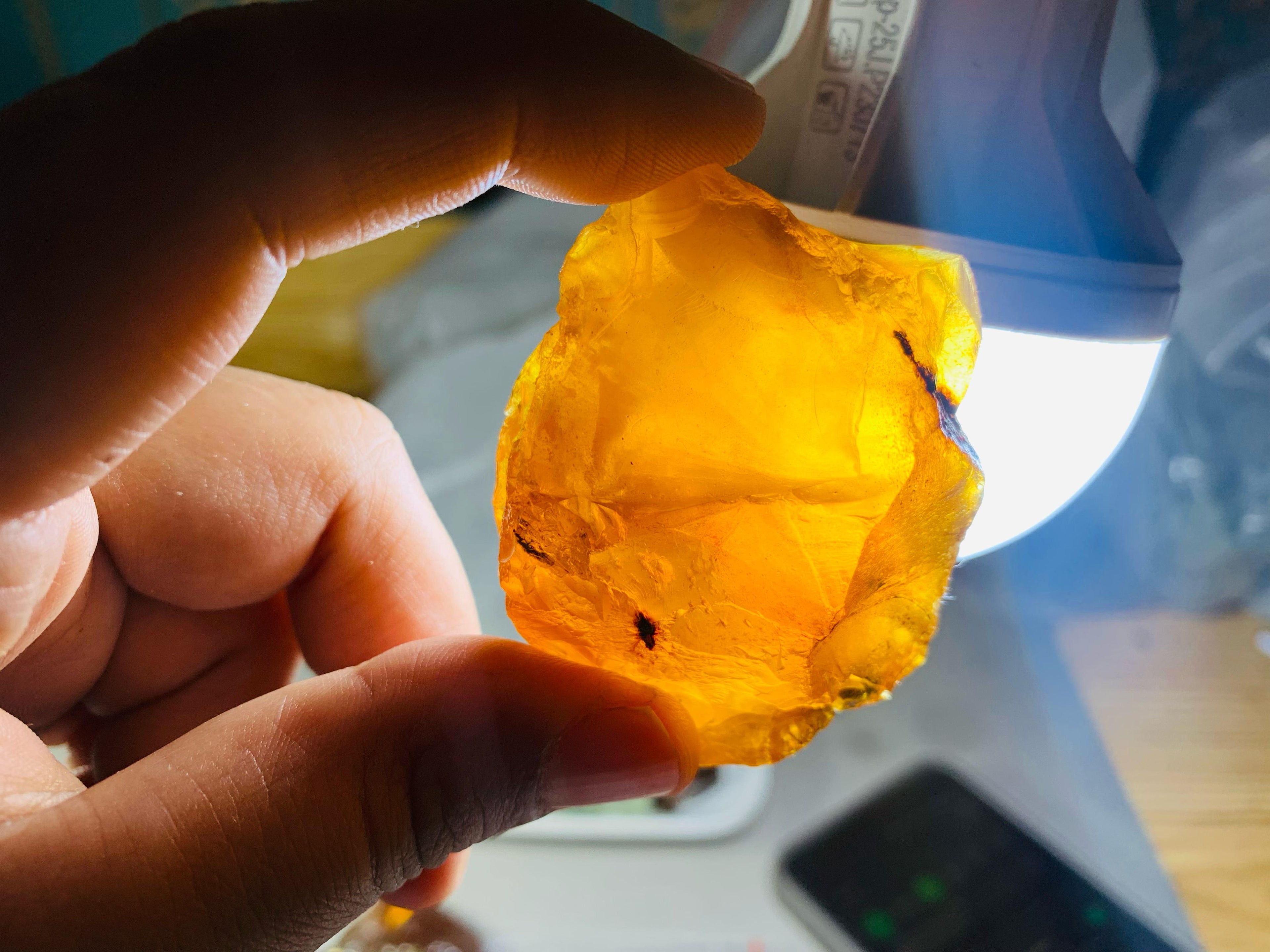 1 kg Burmese Amber Rough – Perfect for Faceting, Cabbing & Beadwork