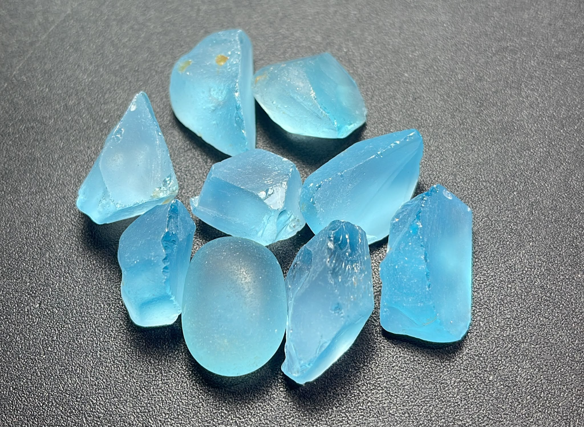 388 Gram Facet Grade Rough Mix Stones Deal
