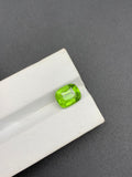 loose peridot stone