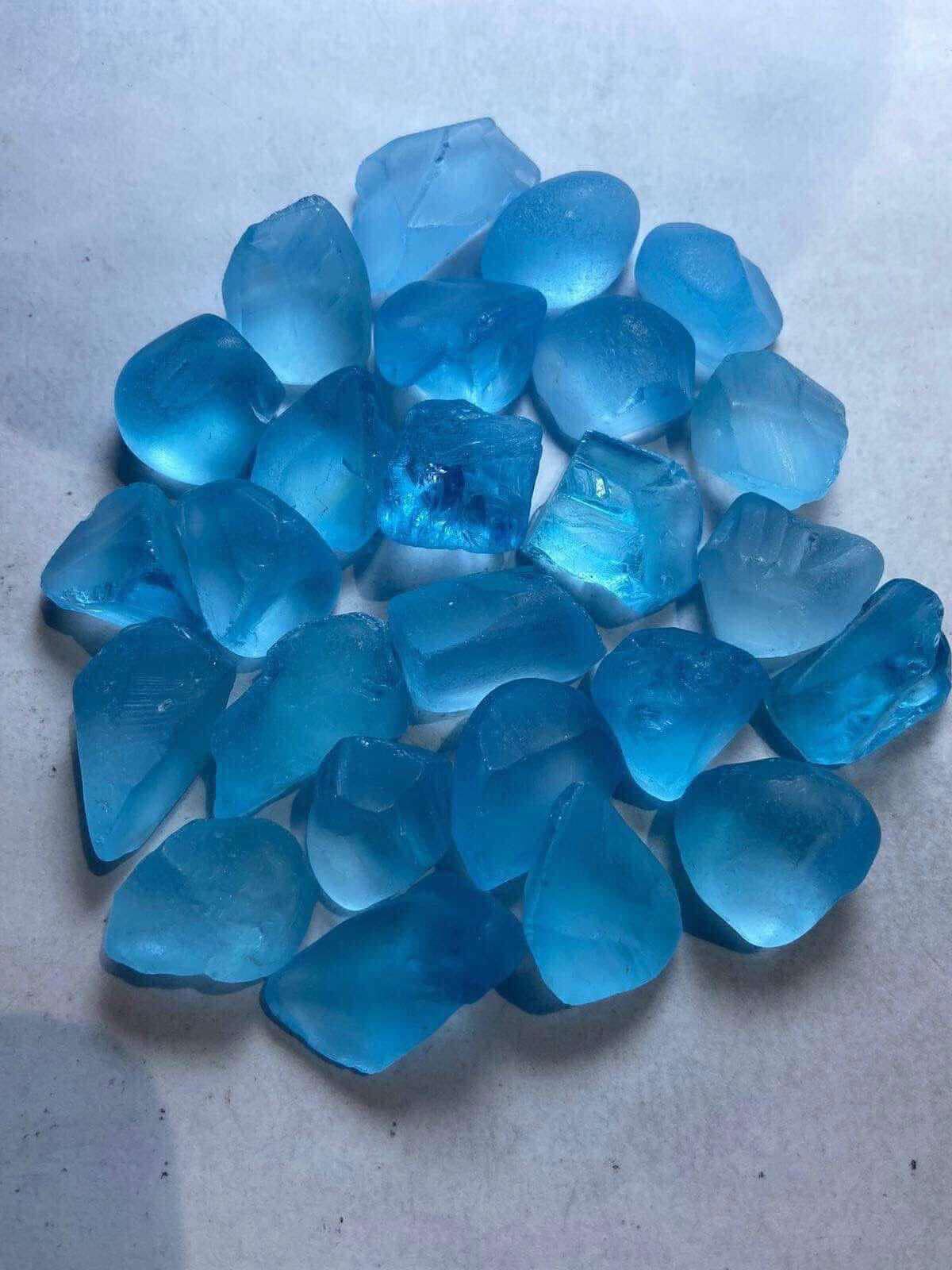 Swiss Blue rough faceting