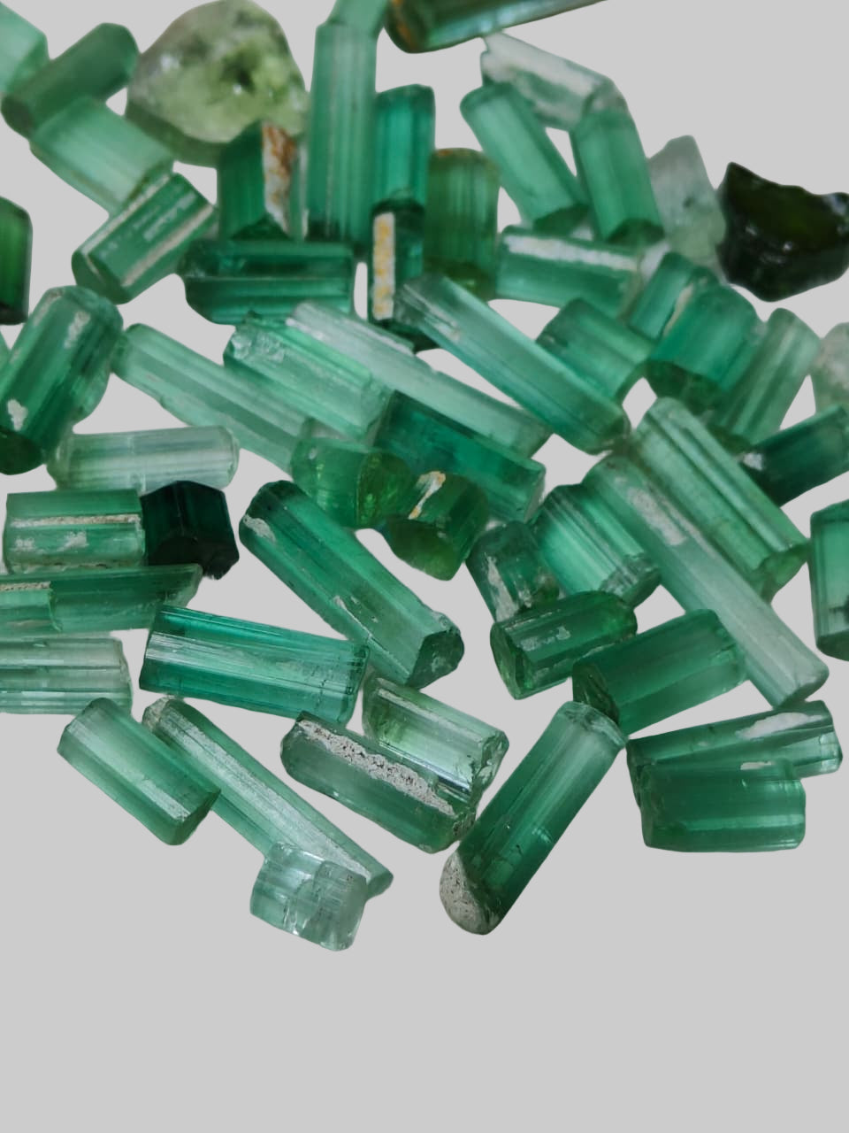 green tourmaline wholesale rough