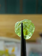 peridot crystal rough