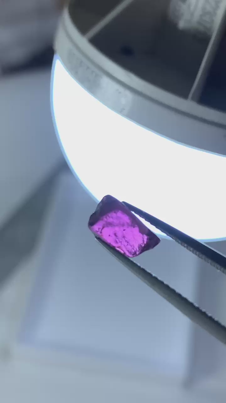 39.62-grams Rhodolite Garnet Rough – Perfect for Cutting