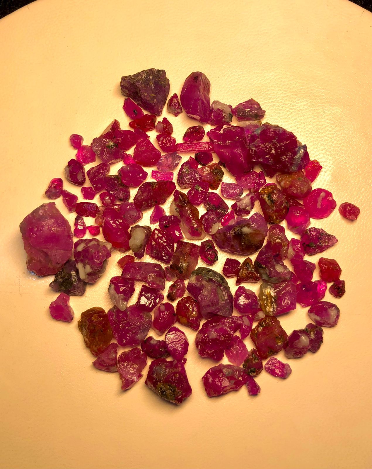 115 Carat Rough Facet Grade Raw Ruby Lot – Gemstone Insider